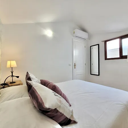Lägenhet Miranda Penthouse Ad With Free Parking *